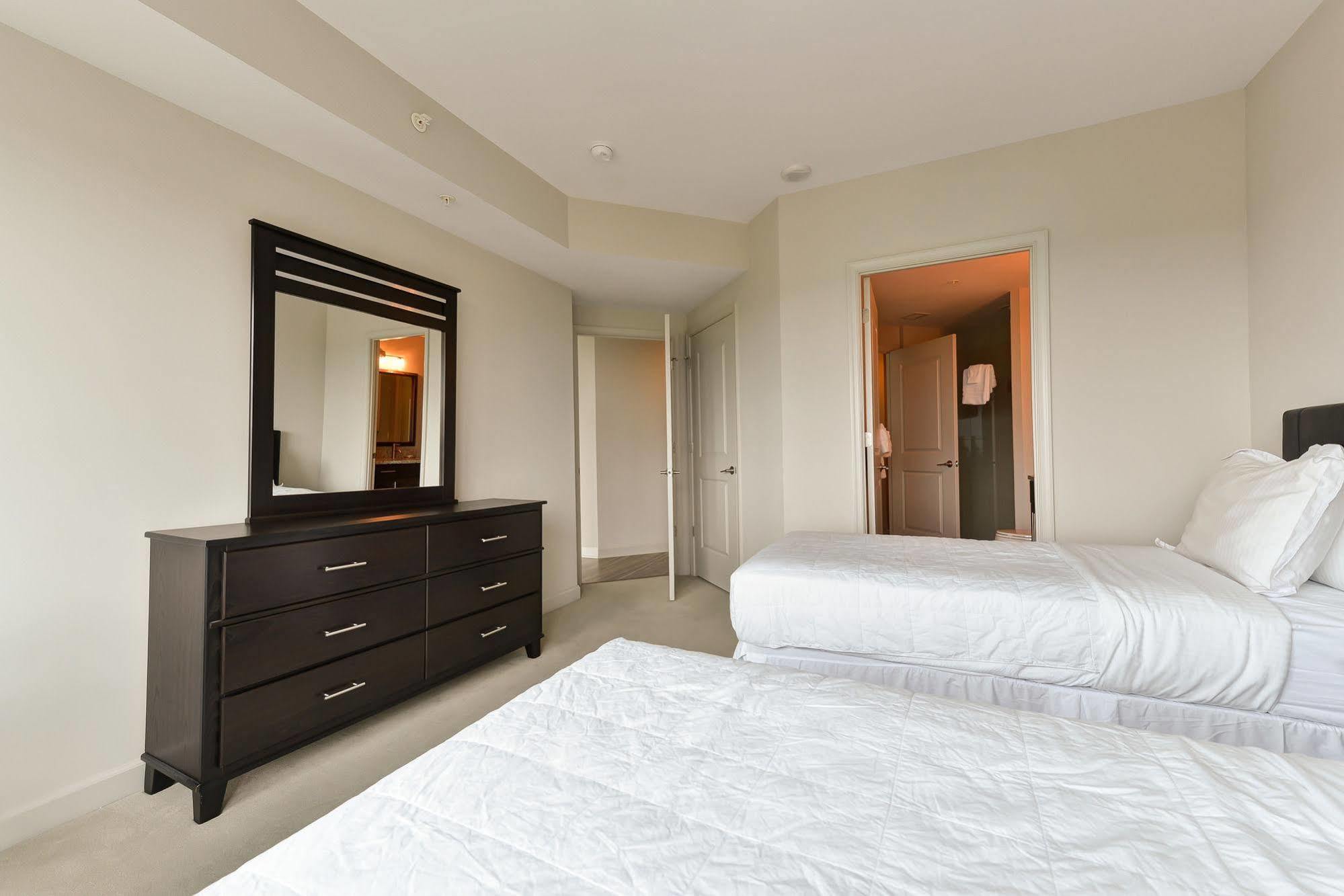 Ovation At Park Crest By Bridgestreet Hotell Tysons Corner Exteriör bild