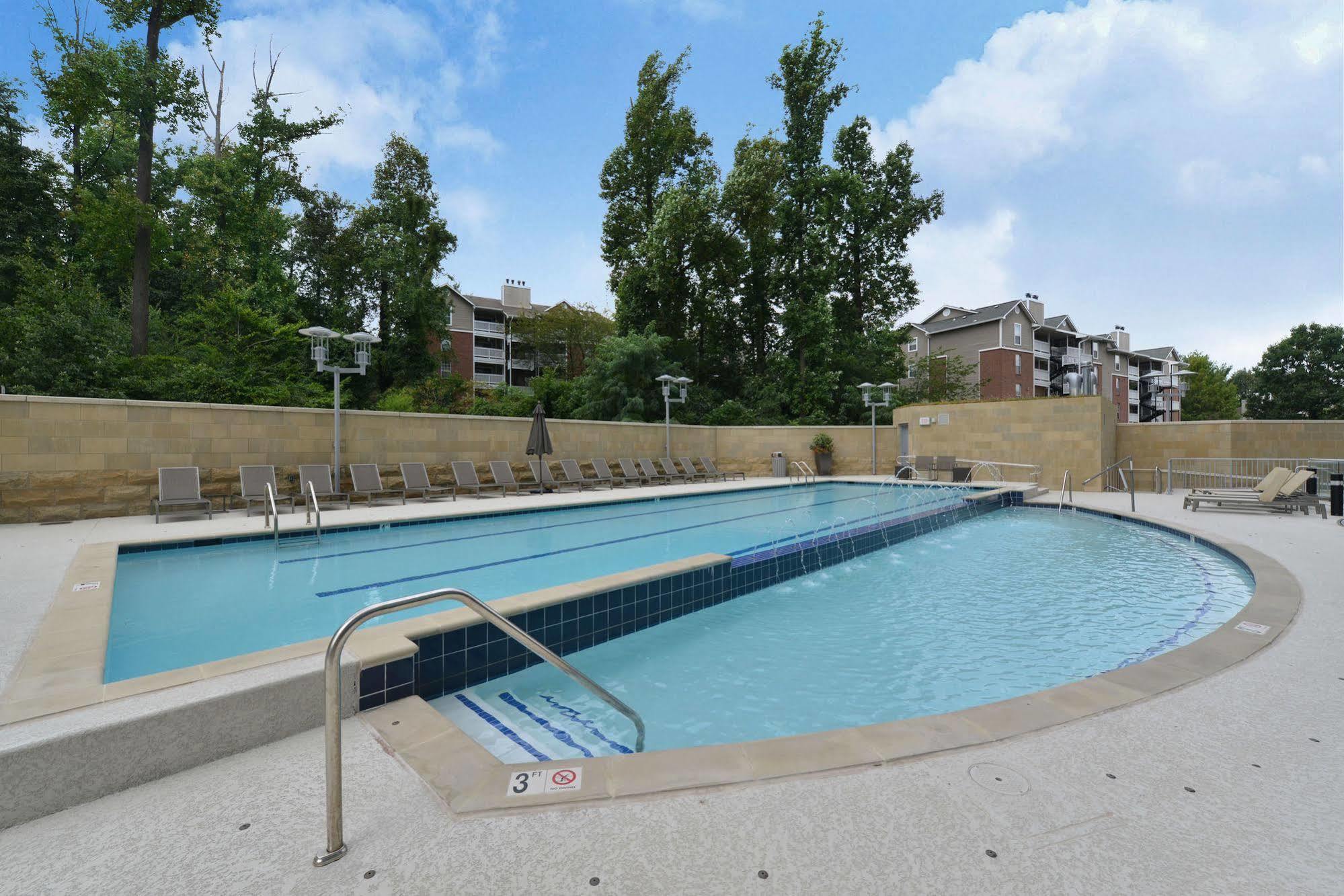Ovation At Park Crest By Bridgestreet Hotell Tysons Corner Exteriör bild